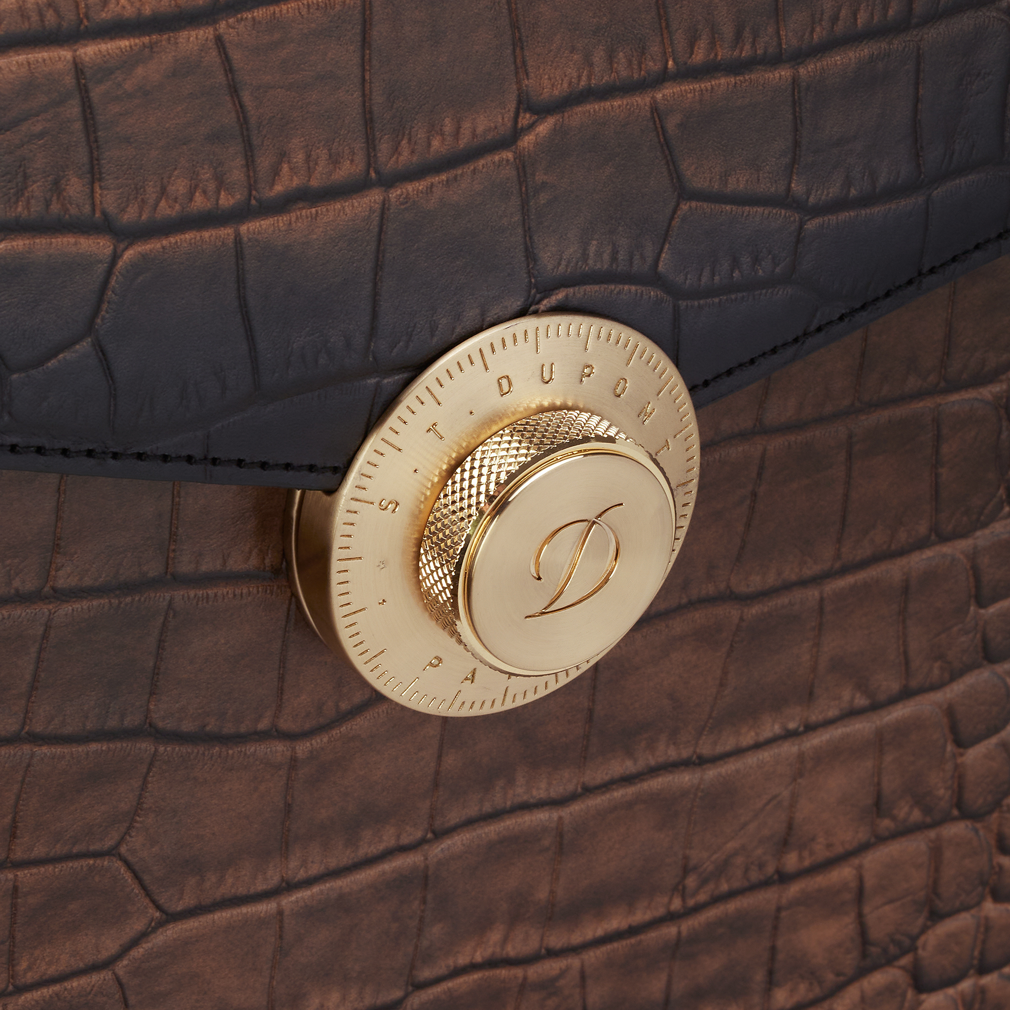 ブリーフケース