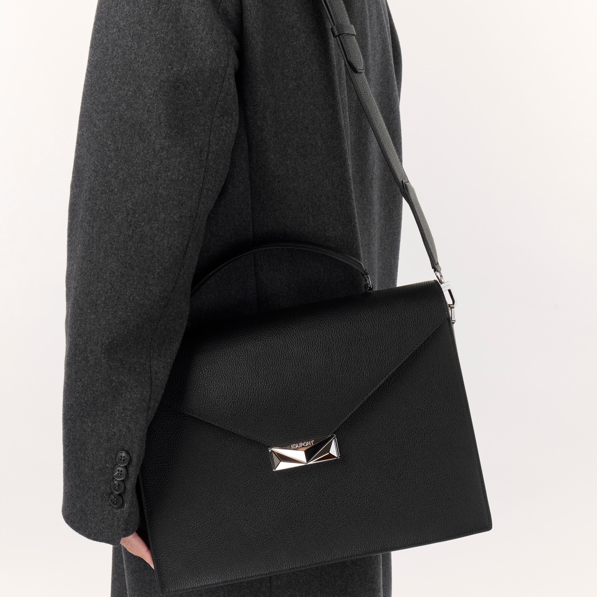 ブリーフケース