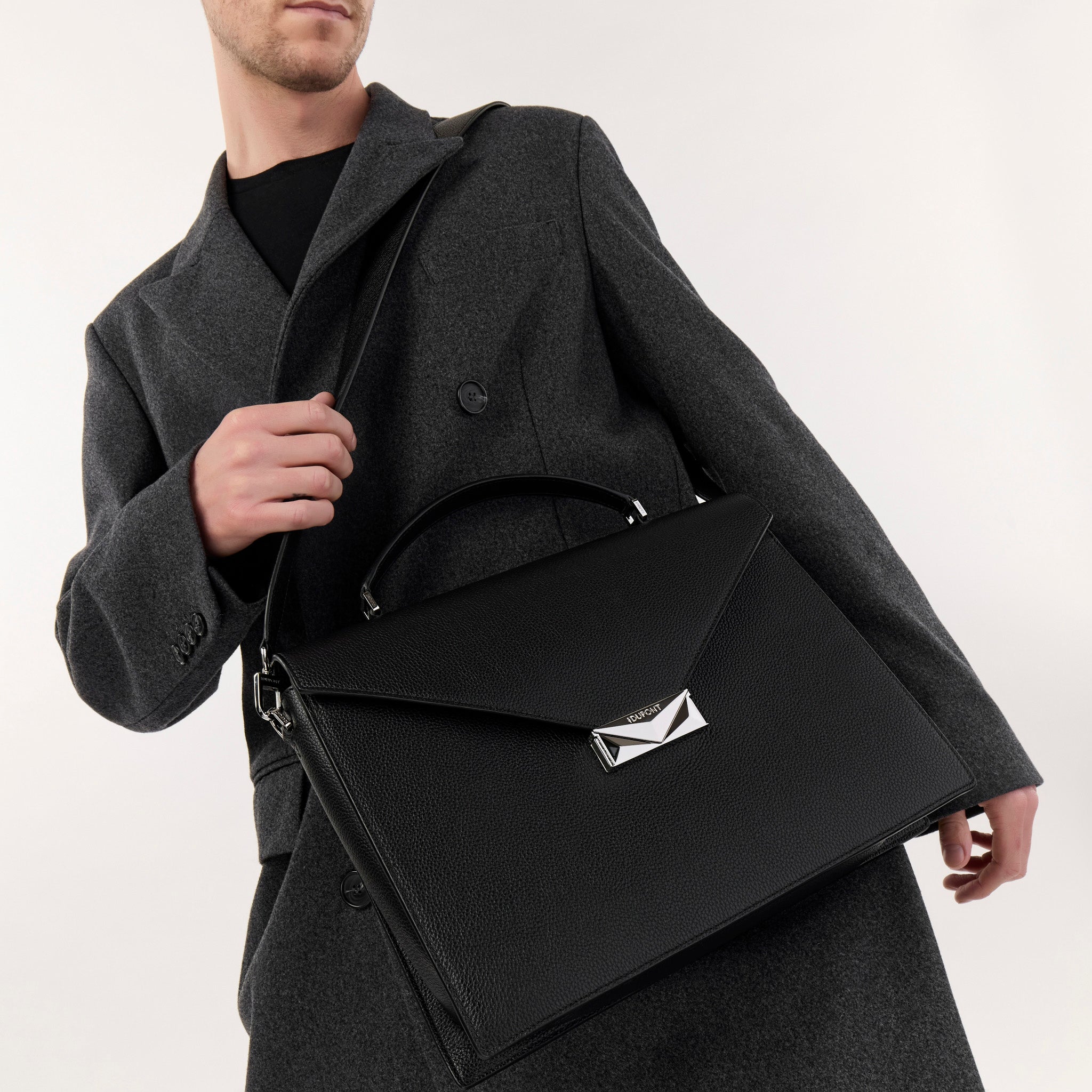 ブリーフケース